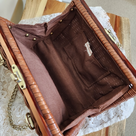 VTG 1960's Brown Woven Wicker Purse with Lucite Accent Bag Chain Handle Boho - Picture 8 of 11
